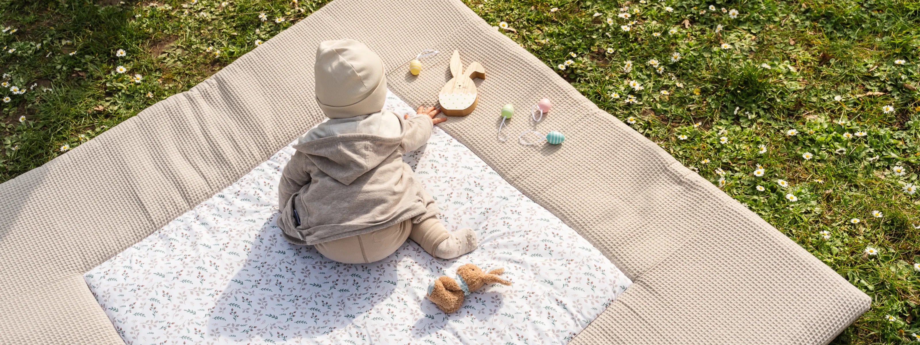 Krabbeldecke für unterwegs: Was gilt es zu beachten?-ULLENBOOM Baby