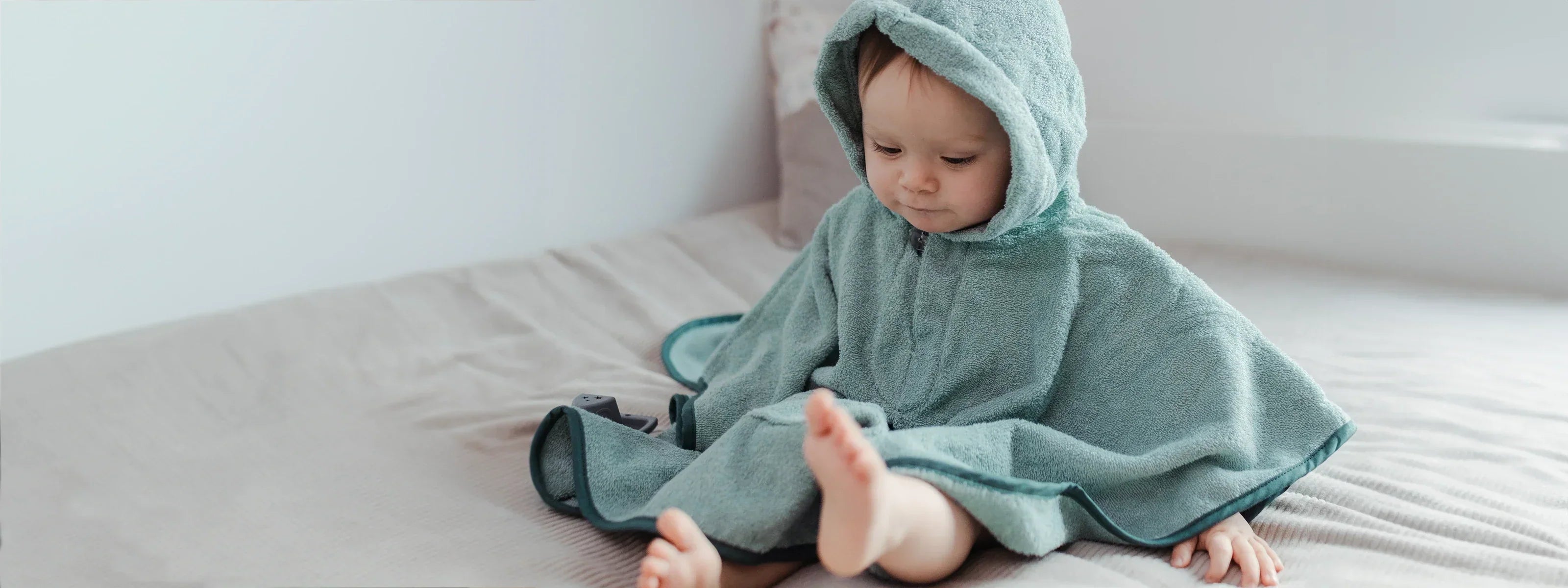 Sternzeichen Skorpion – Kleine Tiefsinnige mit intensiver Ausstrahlung-ULLENBOOM Baby
