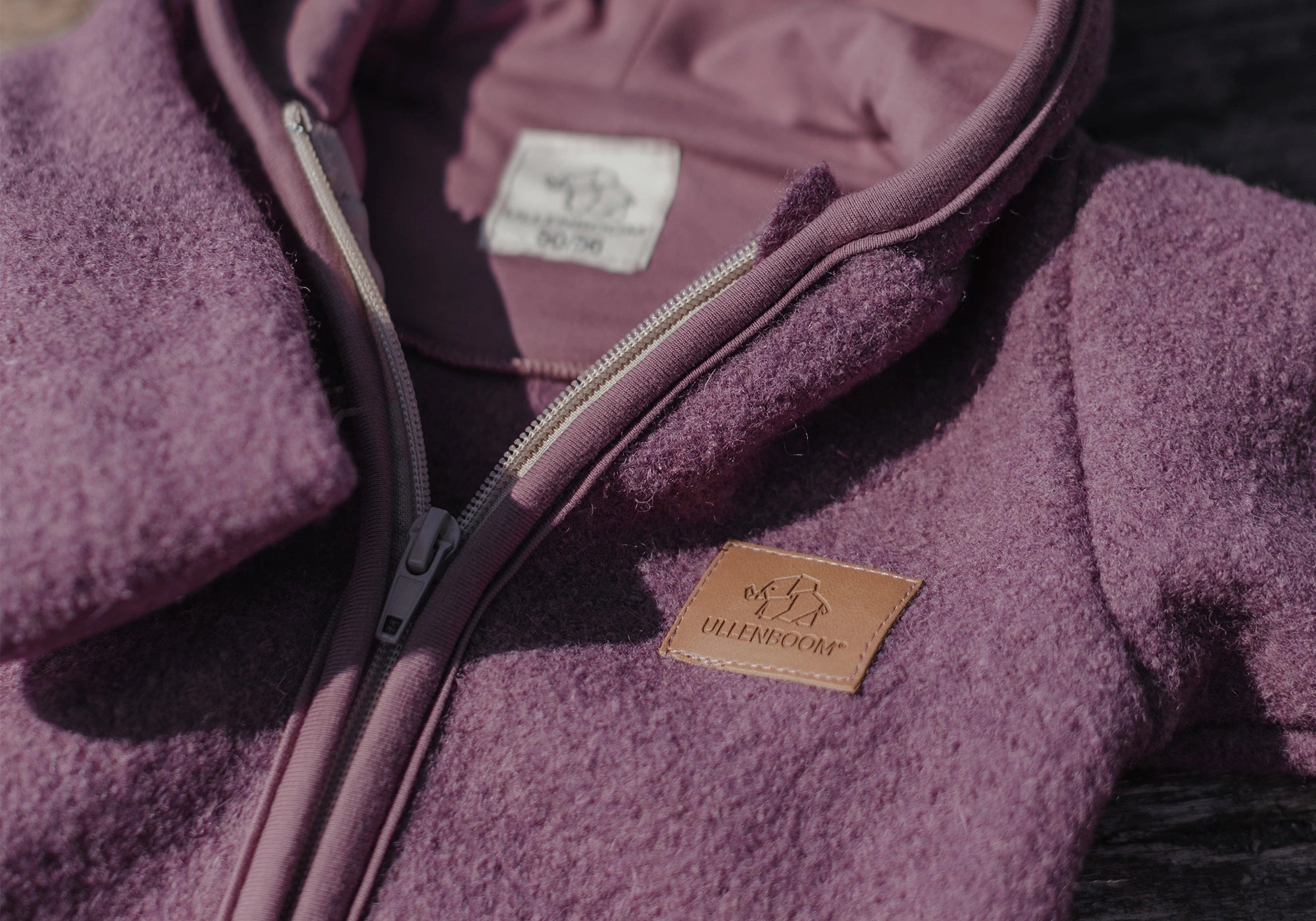 Reißverschluss Detailfoto Wollwalk Beere ULLENBOOM