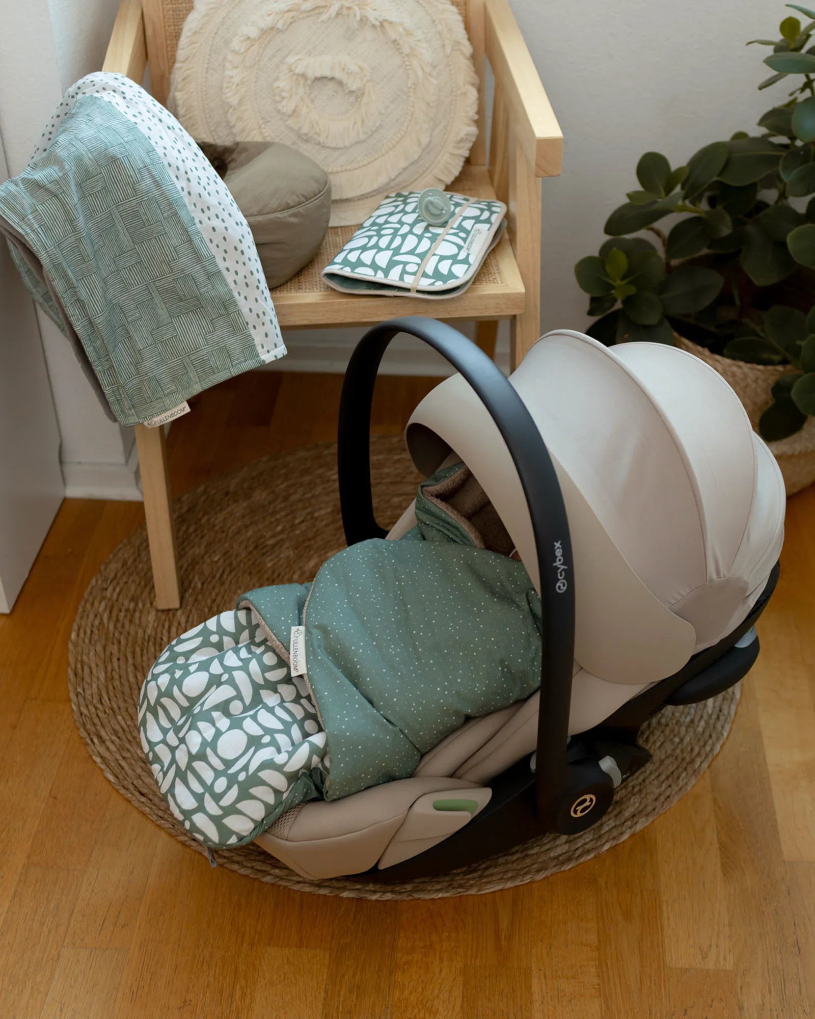 Einschlagdecke Classic Grün-Einschlagdecken-ULLENBOOM Baby