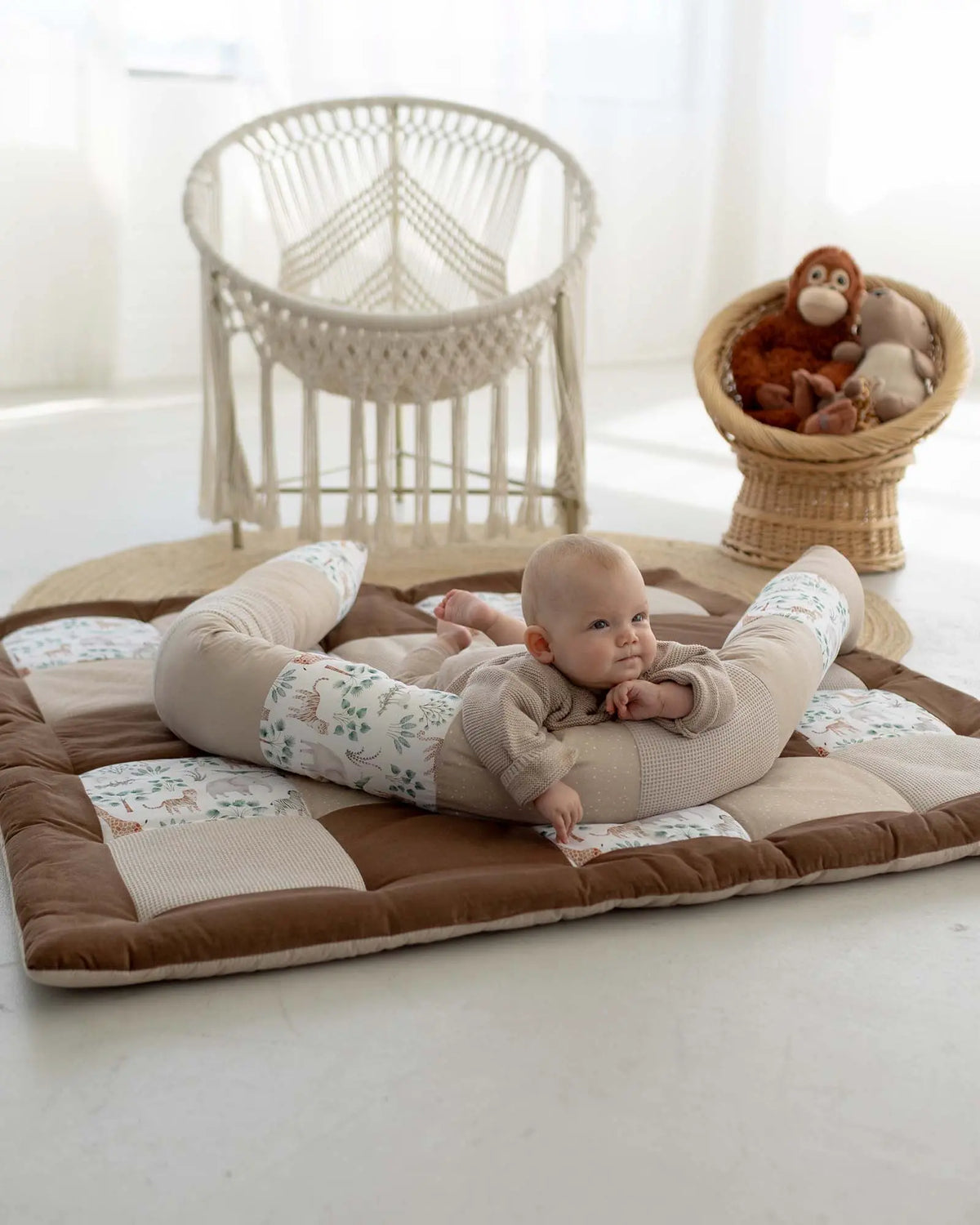 Krabbeldecke Safari Braun 140 x 140 cm – Lifestyle
