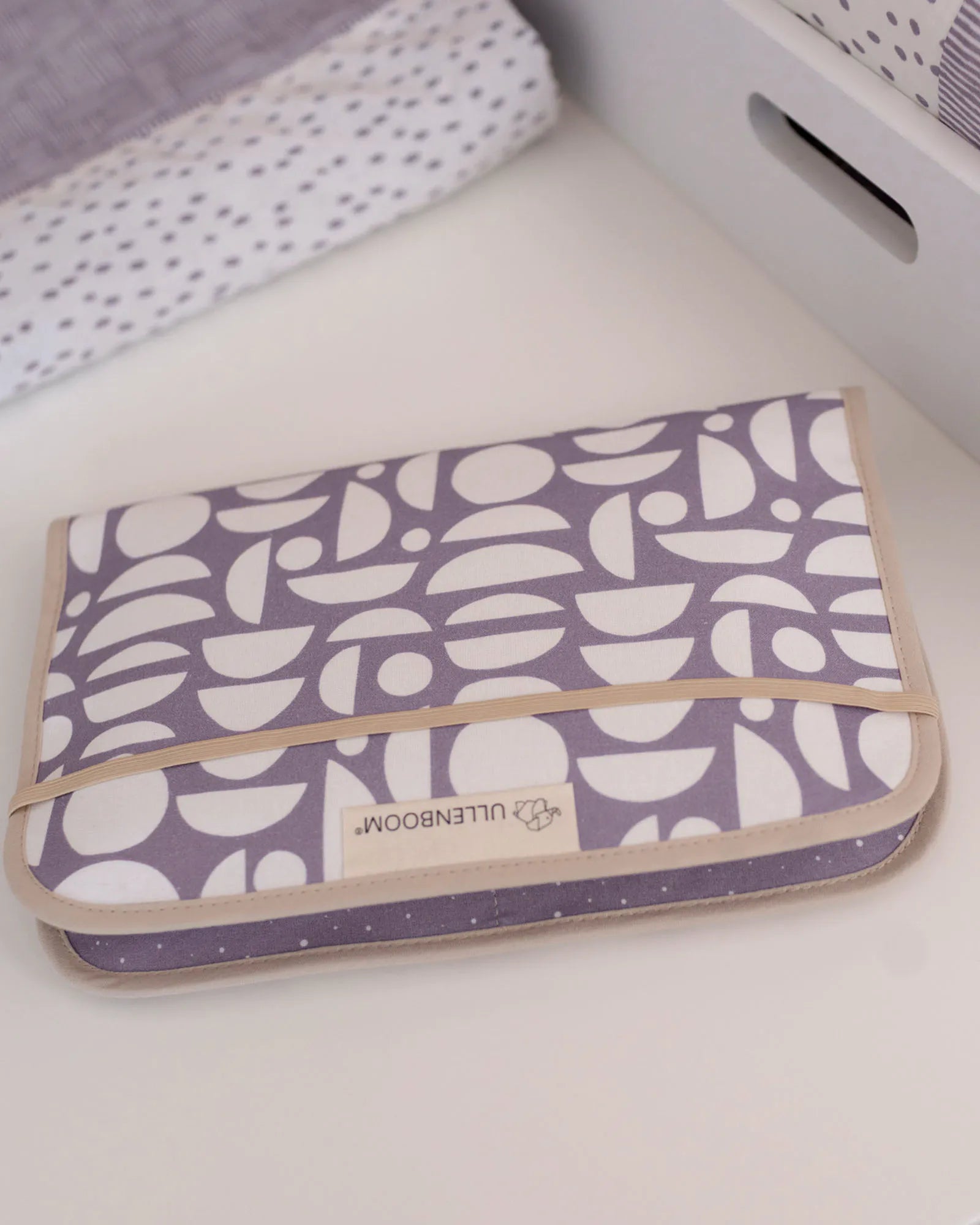 Windeltasche Classic Flieder-Windeltaschen-ULLENBOOM Baby