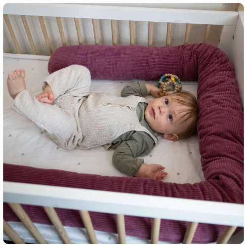 ULLENBOOM_Cord_Kollektion_Berry_Bettschlange-ULLENBOOM Baby