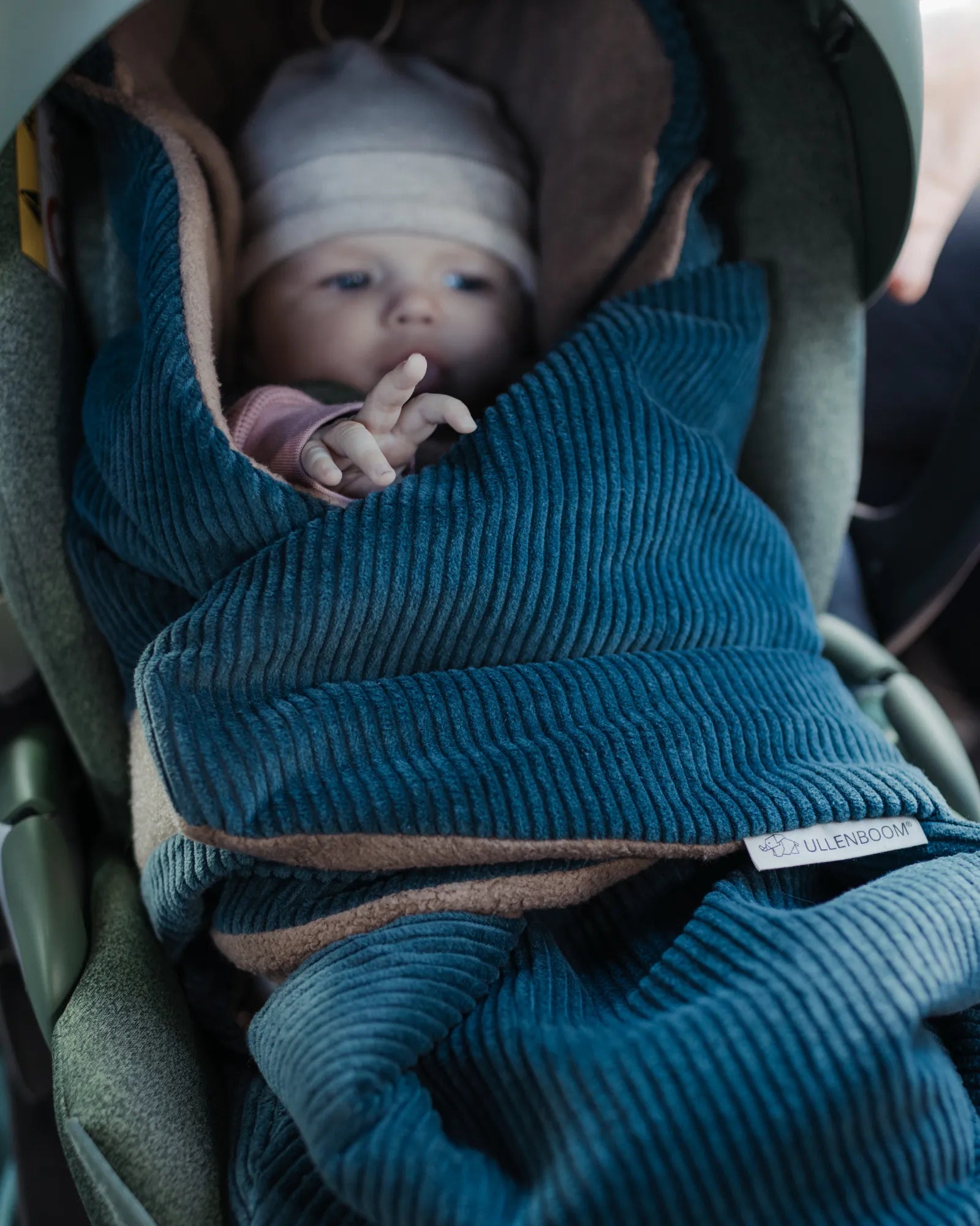 Einschlagdecke CORD PETROL-Einschlagdecke Cord-PETROL | ULLENBOOM®-ULLENBOOM Baby