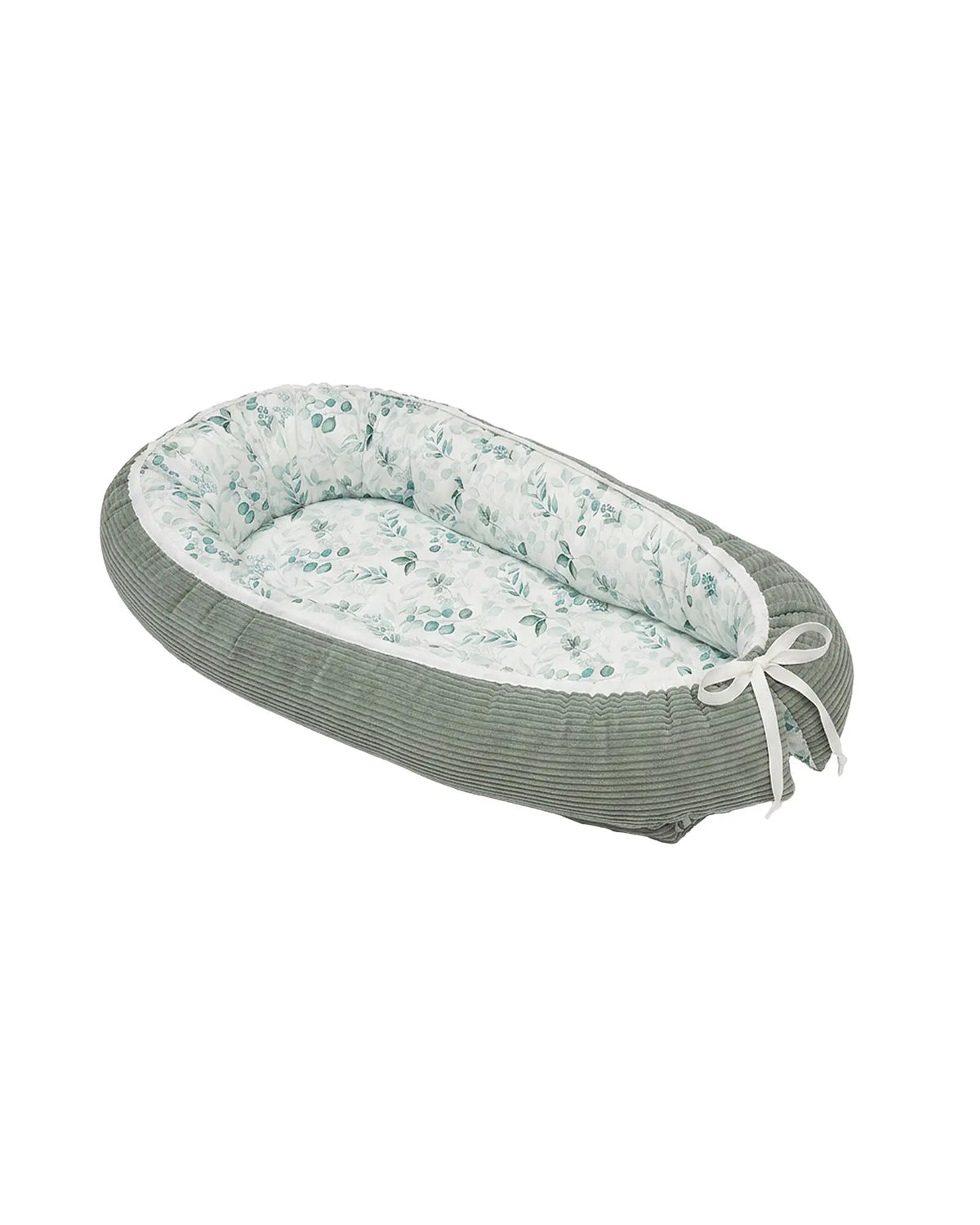 Babynest Cord Eukalyptus von ULLENBOOM mit Cord in Salbei und Eukalyptus-Motiv
