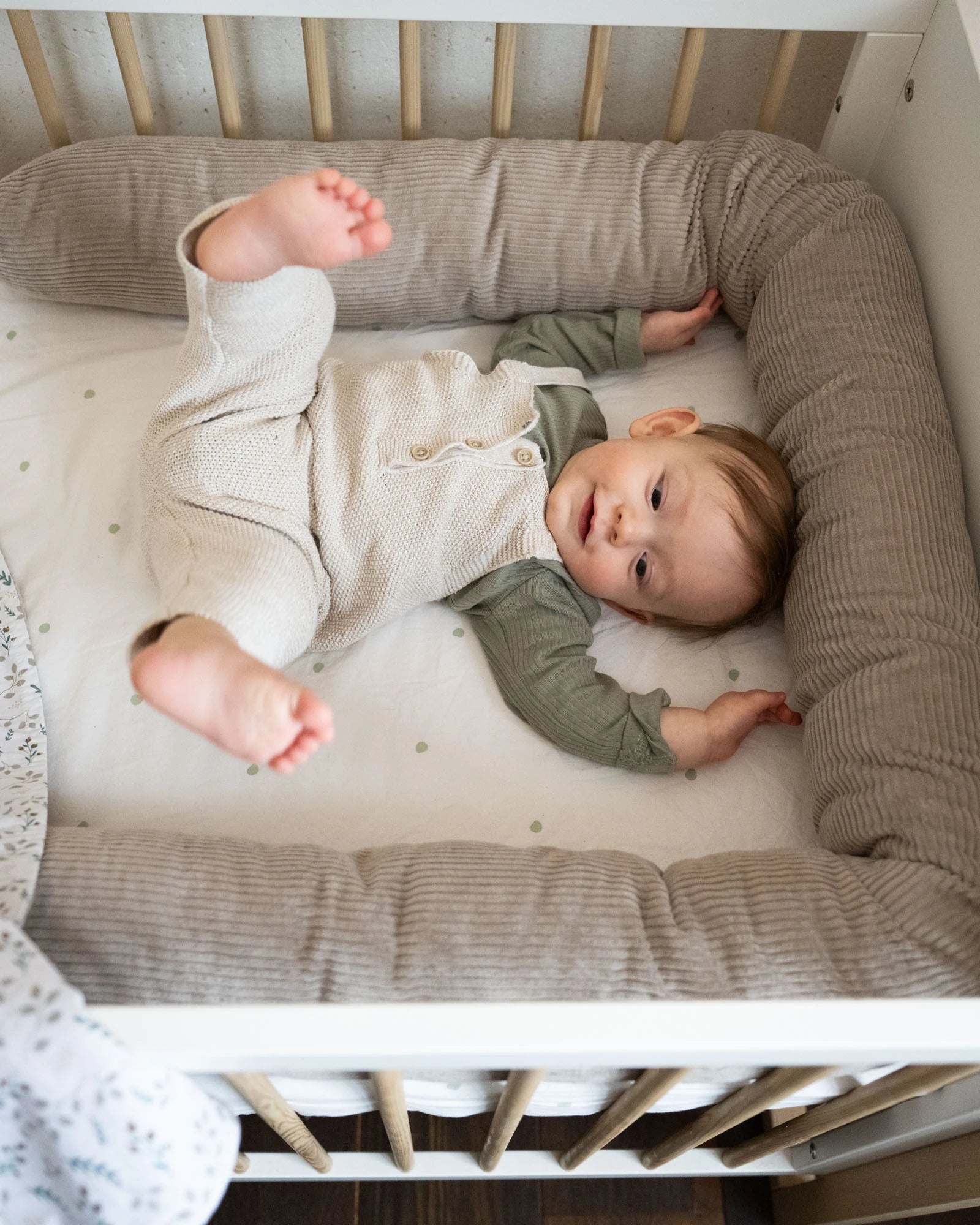 Baby Bettschlange CORD SAND-ULLENBOOM Baby