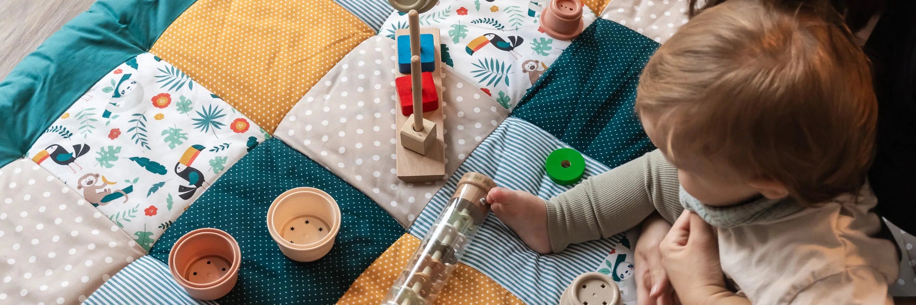 5 Kreative Spielideen für Babys auf einer Krabbeldecke-ULLENBOOM Baby