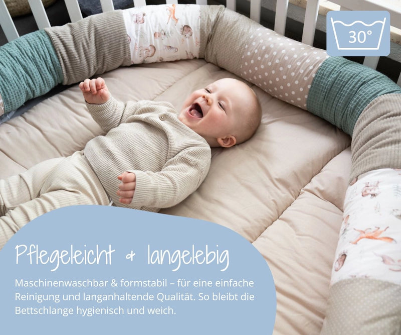 ULLENBOOM Baby Bettschlange - Maschinenwaschbar & formstabil – für eine einfache Reinigung und langanhaltende Qualität. So bleibt die Bettschlange hygienisch und weich