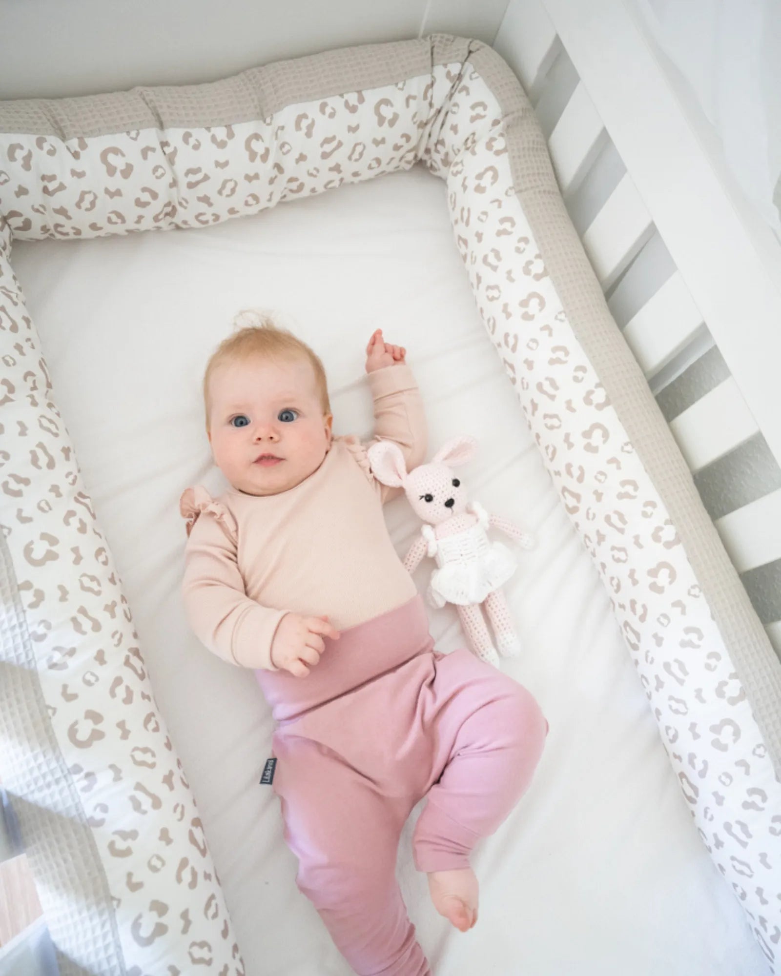 Baby Bettschlange LEO-ULLENBOOM Baby-Baby Bettschlange/ Kuschelschlange/ Bettschnecke in Waffelpiqué-Cord Optik - Im Design LEO ✓ in 2m und 3m verfügbar ✓ Perfekt für das Babybett - Jetzt bei ULLENBOOM kaufen!-