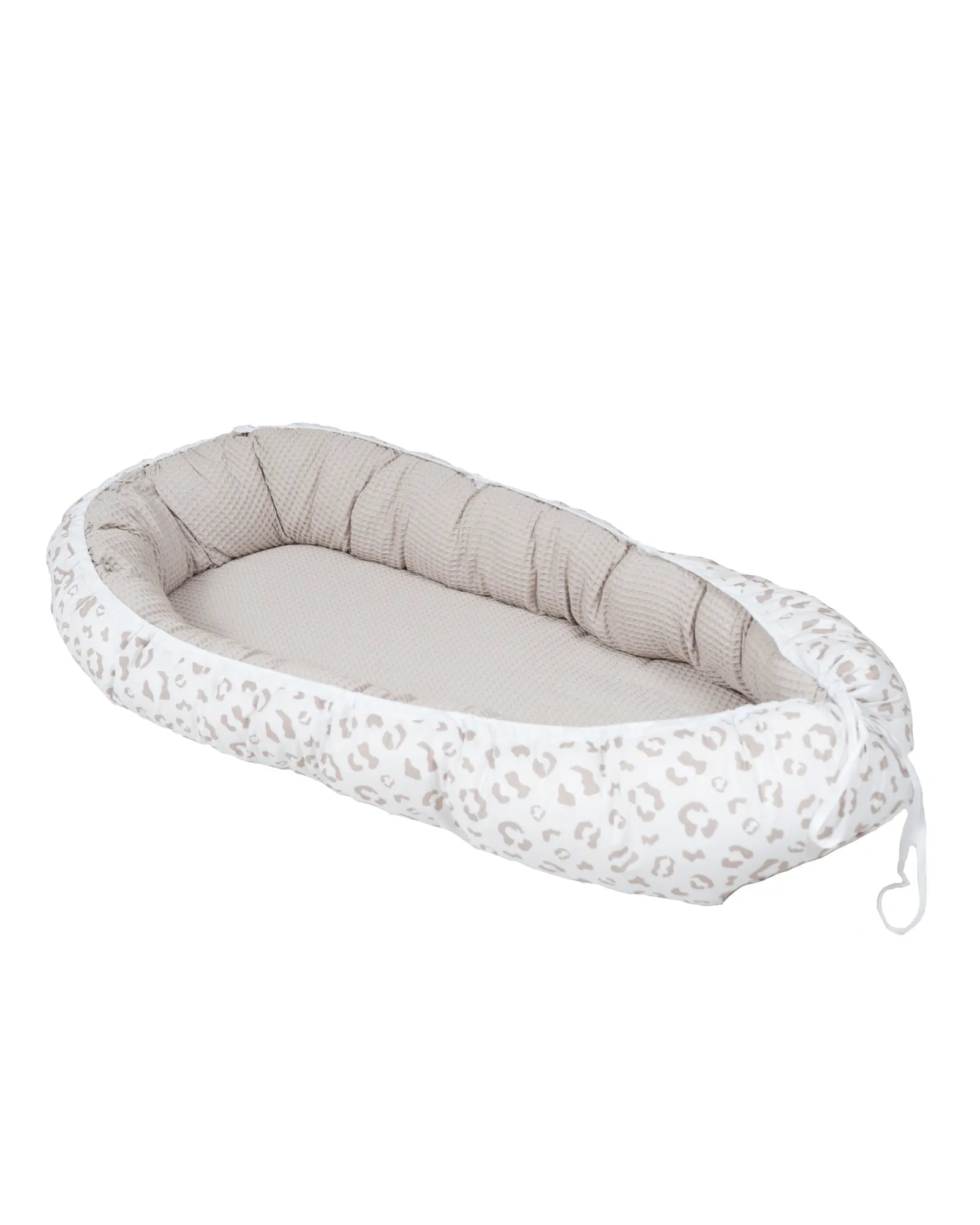 Babynest LEO-ULLENBOOM Baby-Babynest von ULLENBOOM im Design LEO - Weiches Kuschelnest für Zuhause oder als Reisebett - Jetzt online bestellen!-C-5595-WM-LW