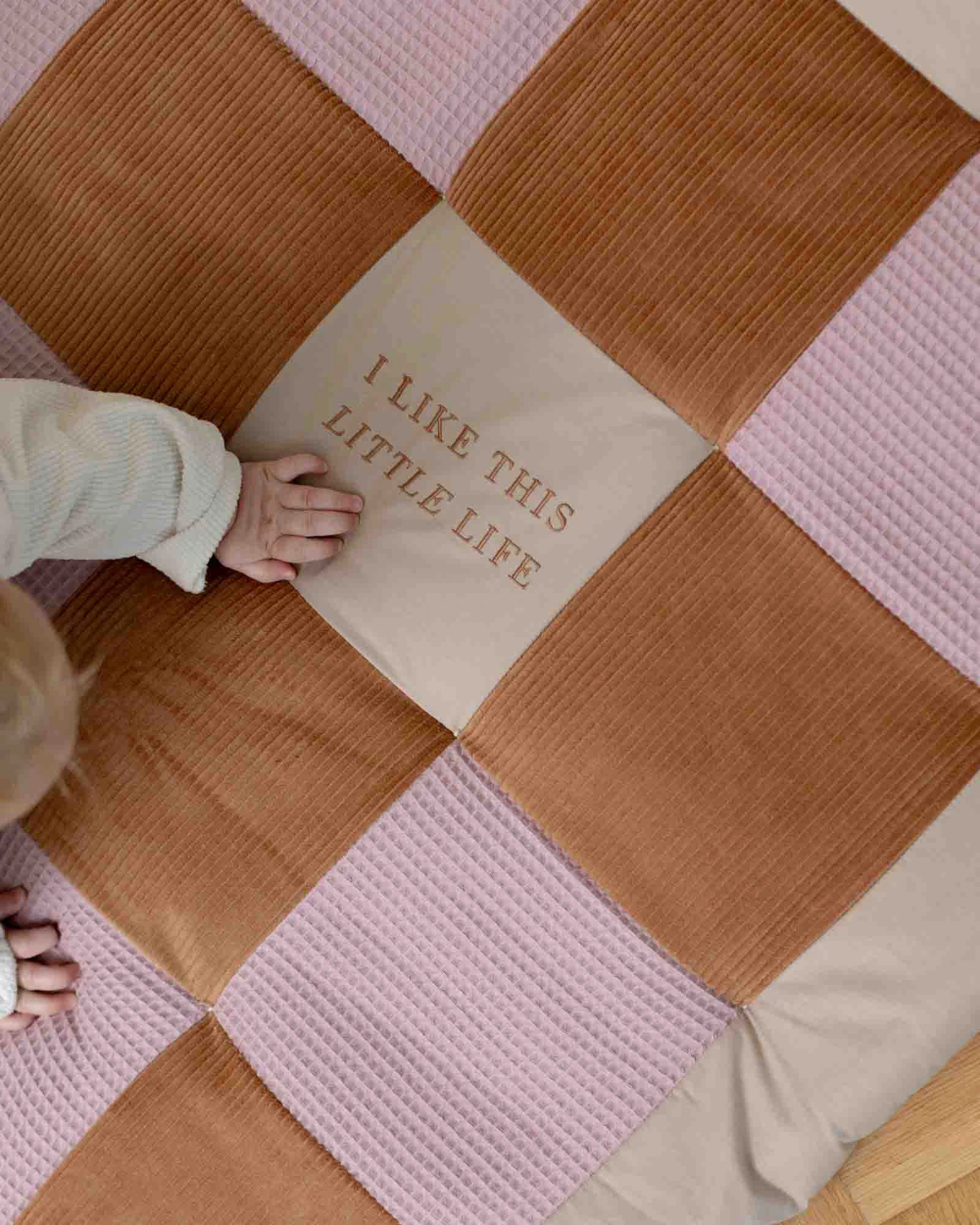 Krabbeldecke Little Life by Lena di Vincenzio-Krabbeldecken-ULLENBOOM Baby