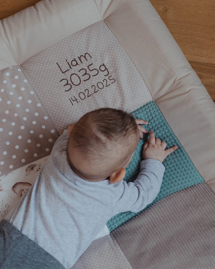 Personalisierbare Krabbeldecke WALDFREUNDE-ULLENBOOM Baby