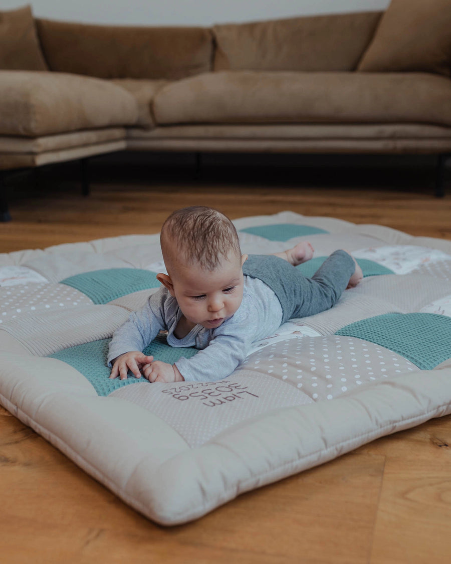 Personalisierbare Krabbeldecke WALDFREUNDE-ULLENBOOM Baby