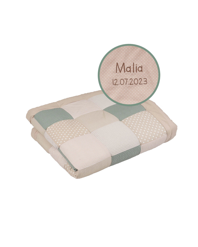 Personalisierbare Krabbeldecke BLÄTTERZAUBER-ULLENBOOM Baby