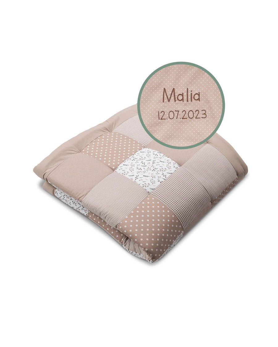 Personalisierbare Krabbeldecke SANDBLUME-ULLENBOOM Baby
