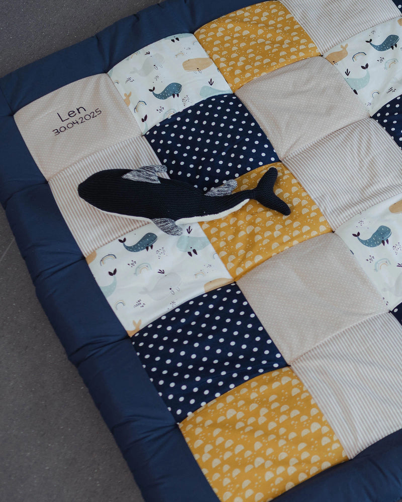 Personalisierbare Krabbeldecke WALE-ULLENBOOM Baby