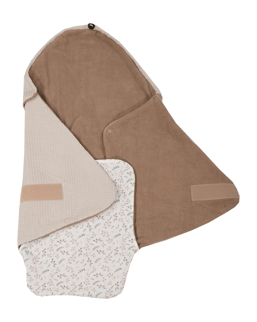 Einschlagdecke Floral Sand-ULLENBOOM Baby