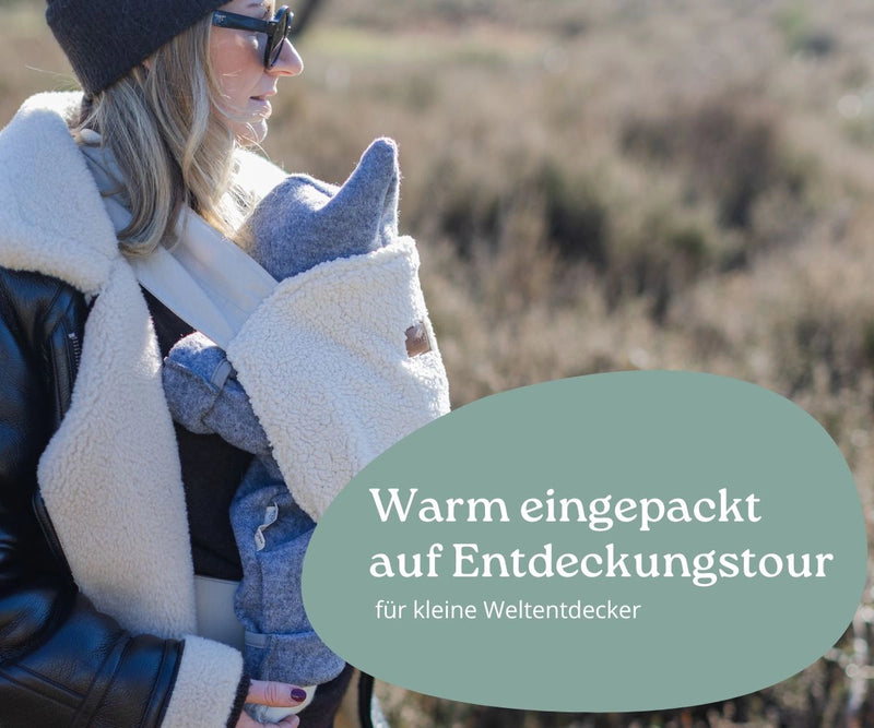 Baby mit Wollwalk Grau in Babytrage - ULLENBOOM