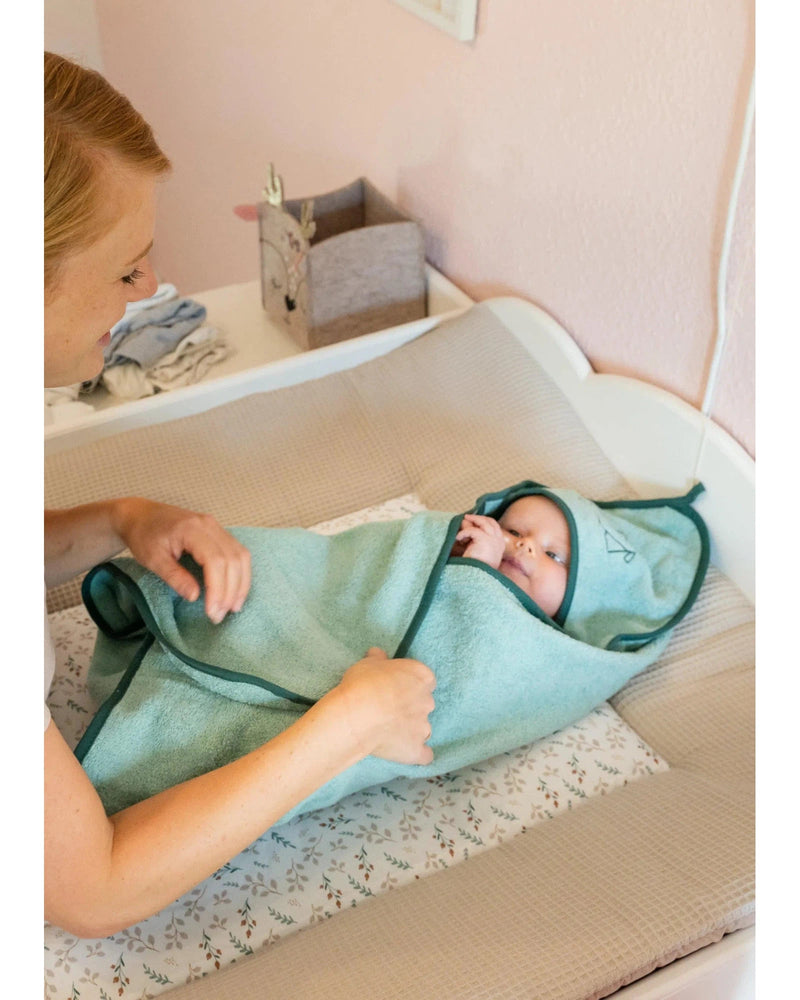 Kapuzenhandtuch SALBEIGRÜN-Handtuch-ULLENBOOM Baby-75 x 75 cm-ULLENBOOM Baby