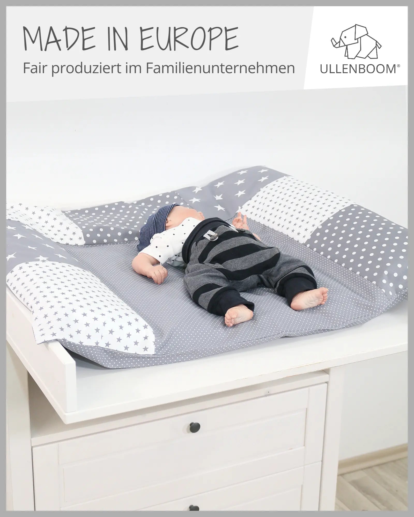 Wickelauflagen-Bezug GRAUE STERNE-ULLENBOOM Baby