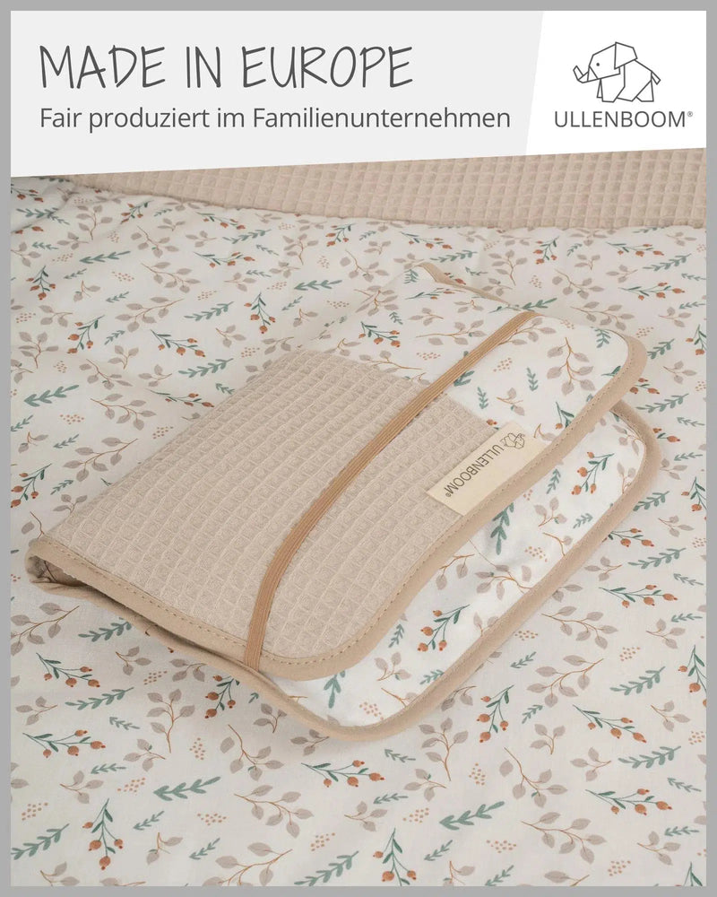 Windeltasche Waffelpiqué Motiv FLORAL SAND-ULLENBOOM-18 x 27 cm-ULLENBOOM Baby
