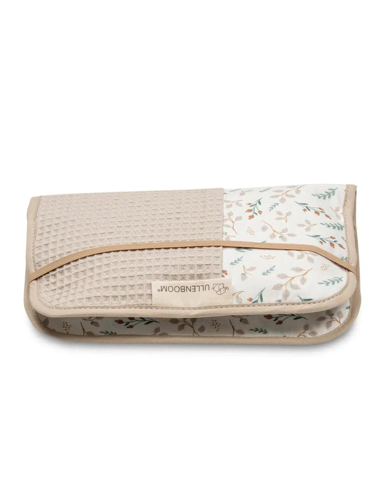 Windeltasche Waffelpiqué Motiv FLORAL SAND-ULLENBOOM-18 x 27 cm-ULLENBOOM Baby